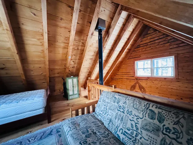 $279,000 | 950 Carrying Pl Road, New Portland, ME 04961