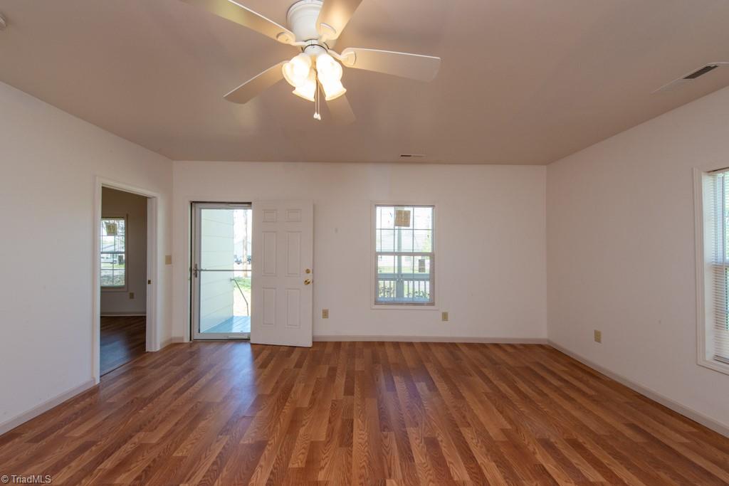 303 Northwest Point Avenue High Point, NC 27262 - Photo 4 of 24 Gallery Image 4