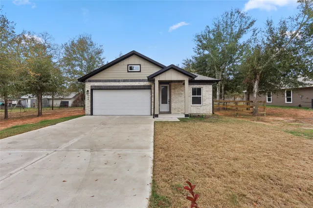 $339,999 | 708 Azalea Street, Waller, TX 77484