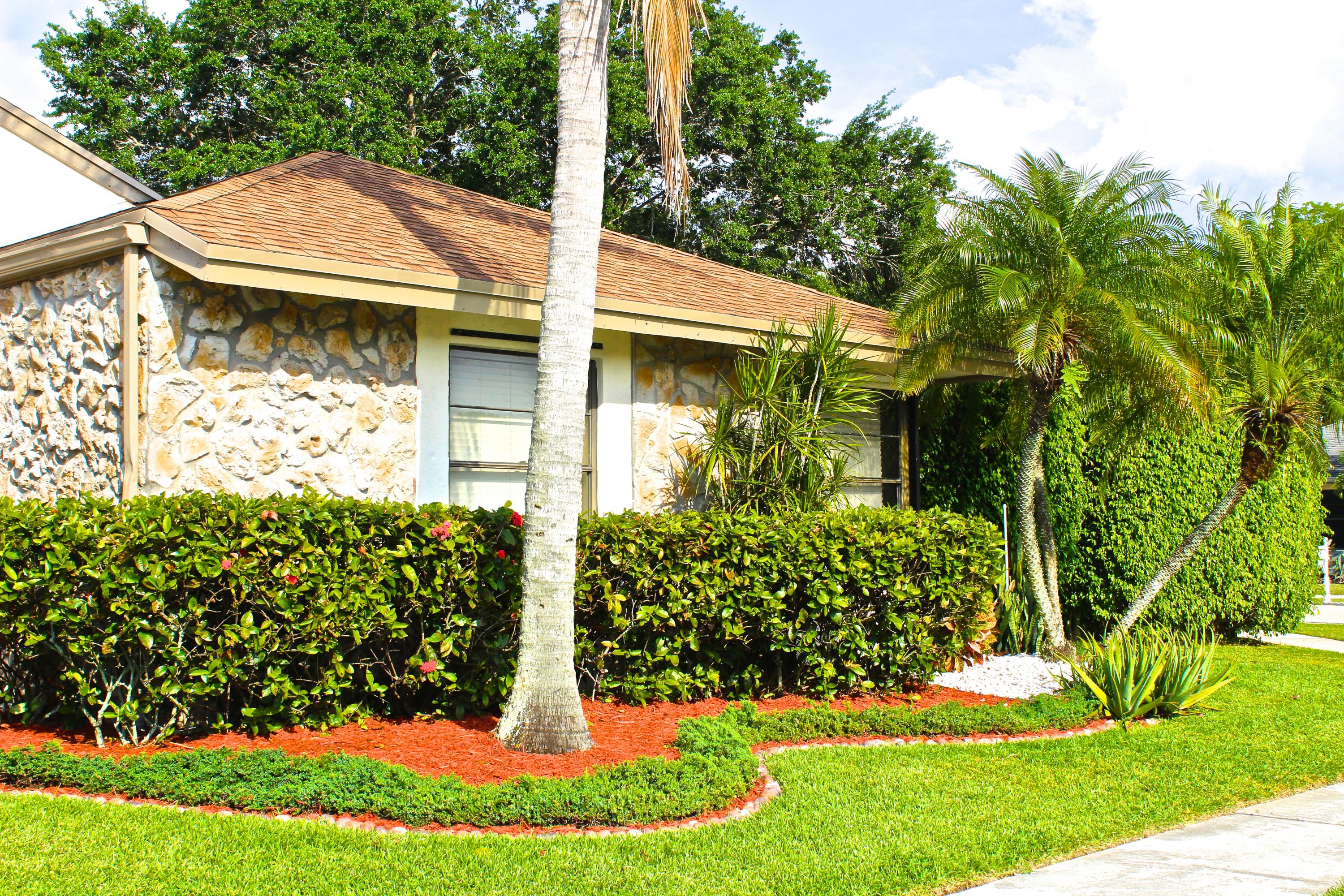 21130 Rustlewood Avenue Boca Raton, FL 33428 - Photo 8 of 35 IMG_0448