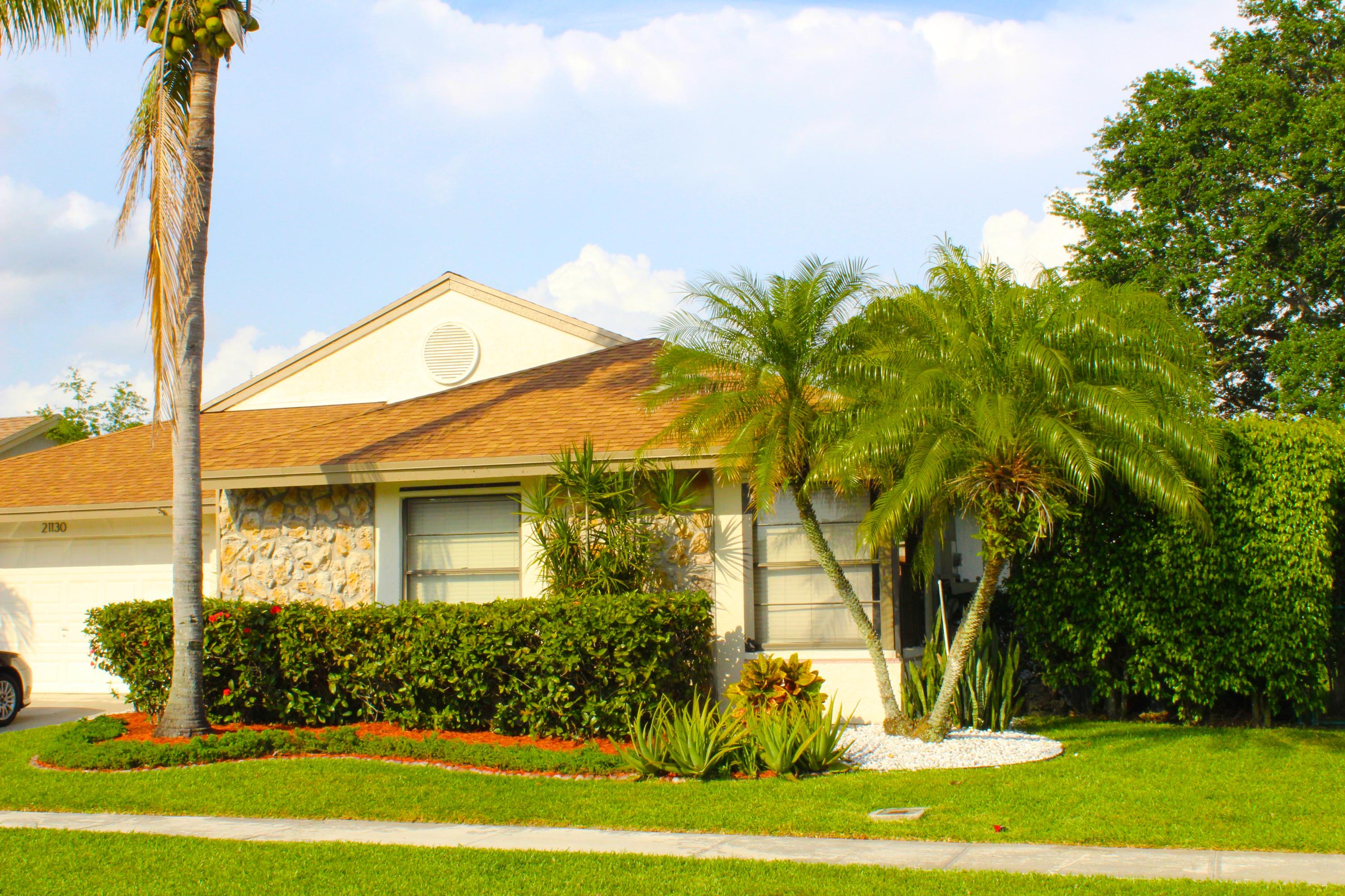 21130 Rustlewood Avenue Boca Raton, FL 33428 - Photo 9 of 35 IMG_0453