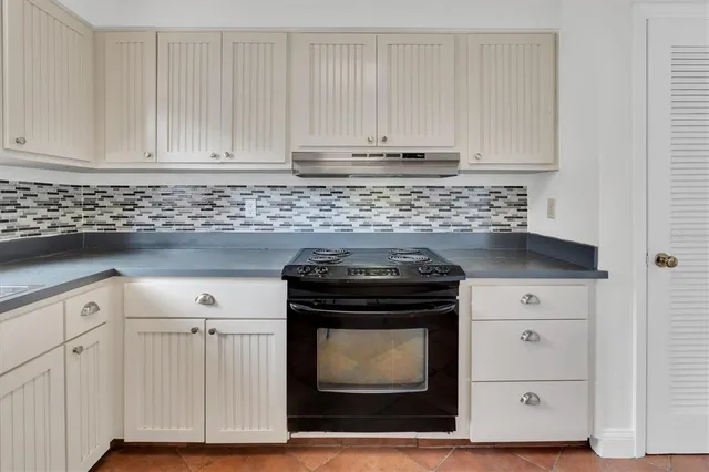 $3,750 | 358 44th Avenue, St. Pete Beach, FL 33706