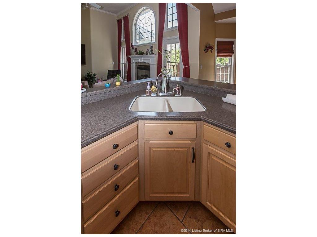 4093 Viewcrest Loop Floyds Knobs, IN 47119 - Photo 41 of 81 Gallery Image 41
