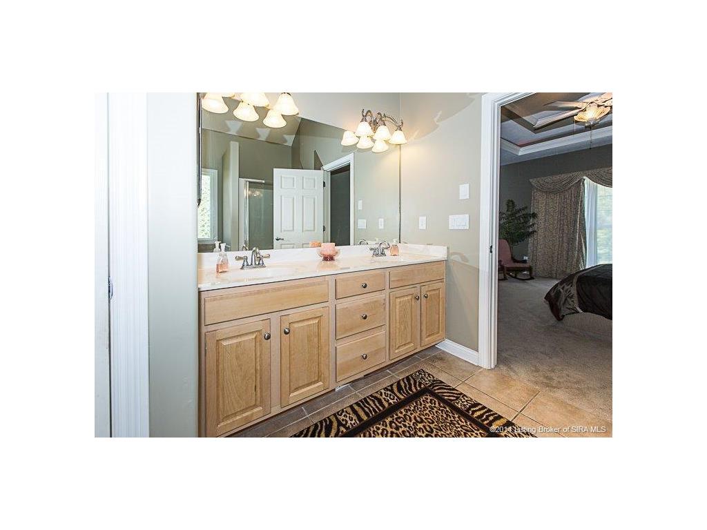 4093 Viewcrest Loop Floyds Knobs, IN 47119 - Photo 50 of 81 Gallery Image 50