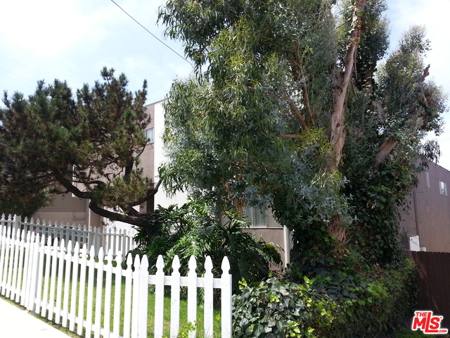 2003 Rockefeller Lane, Unit 8 Redondo Beach, CA 90278 - Photo 8 of 9