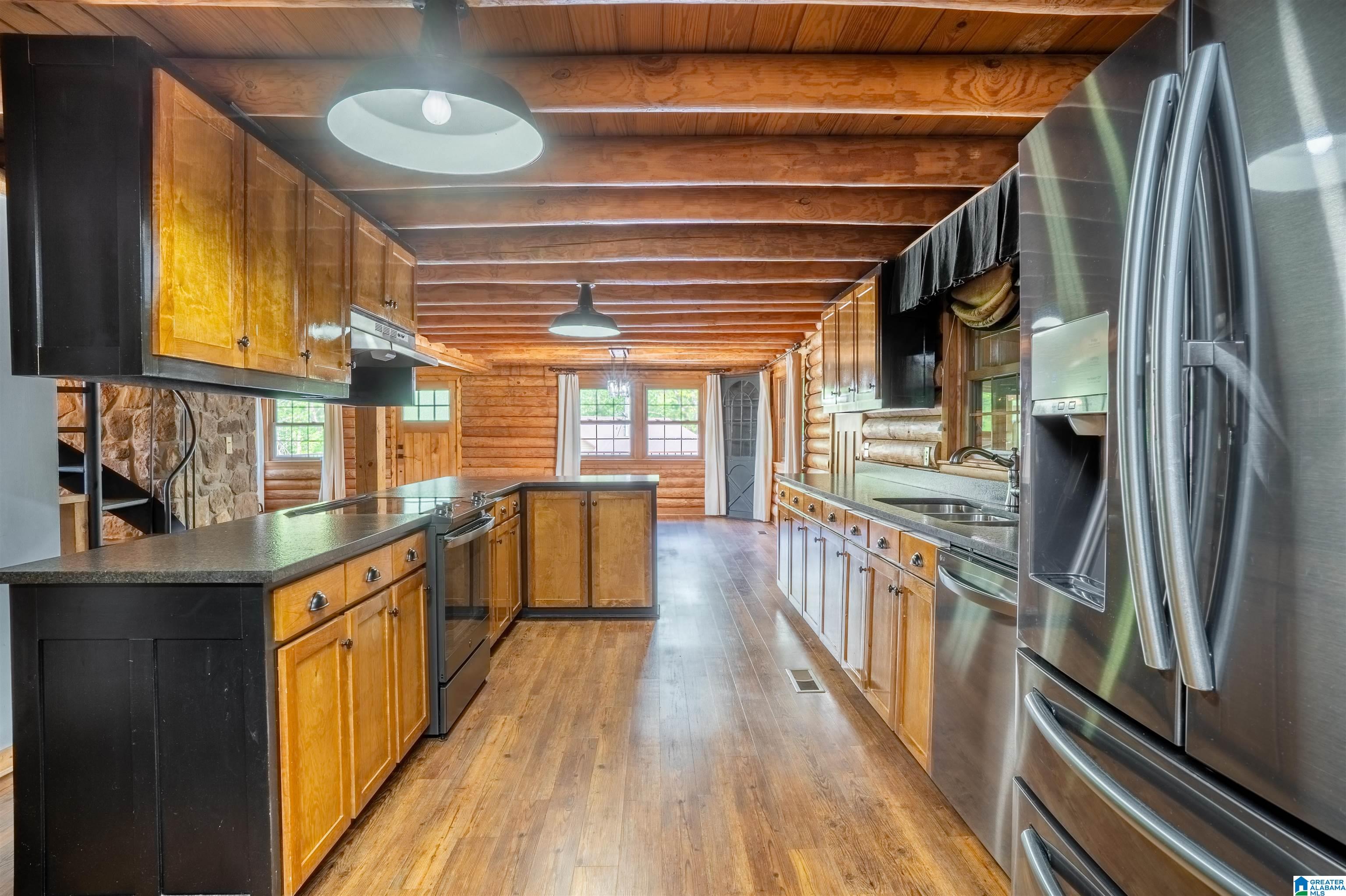 231 Cove Road Jacksonville, AL 36265 - Photo 9 of 31