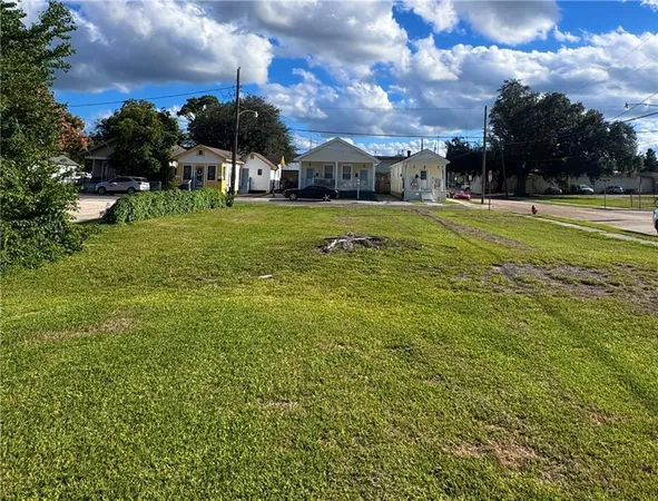 $130,000 | 961 12th Street, Gretna, LA 70053