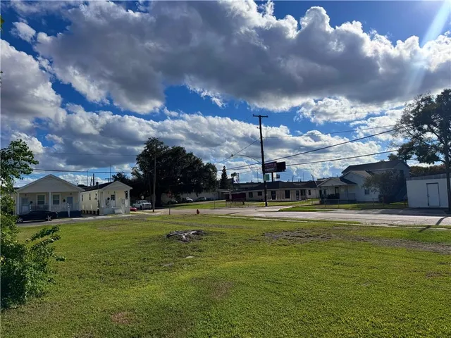 $135,000 | 961 12th Street, Gretna, LA 70053