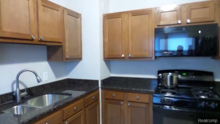 926 Nottingham Road Grosse Pointe Park, MI 48230 - Photo 39 of 50