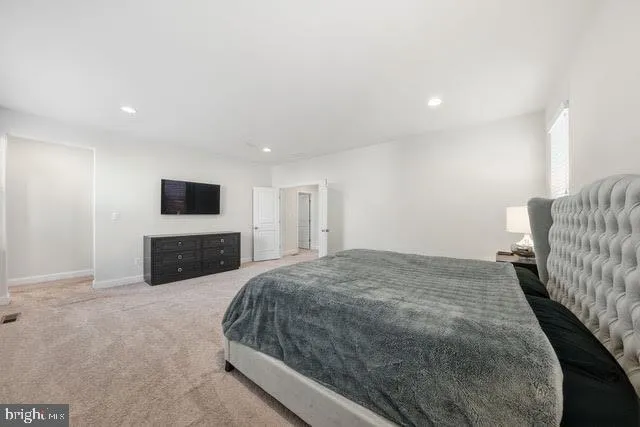 $4,900 | 22912 Bubbling Brook Drive, Brambleton, VA 20148