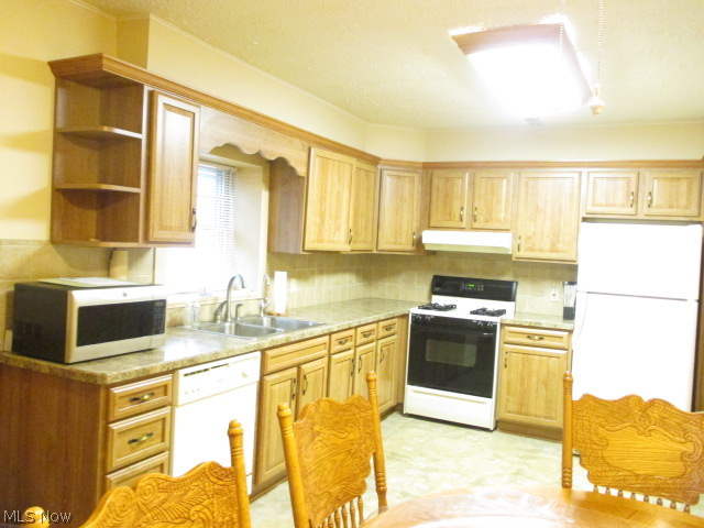 5035 Hopkins Road Youngstown, OH 44511 - Photo 4 of 10 Gallery Image 4
