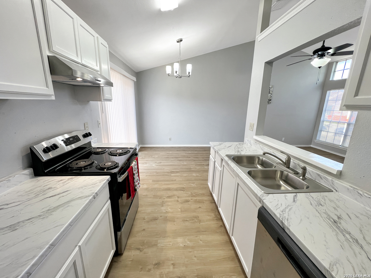 9140 Timber Path, Unit 2604 San Antonio, TX 78250 - Photo 11 of 30