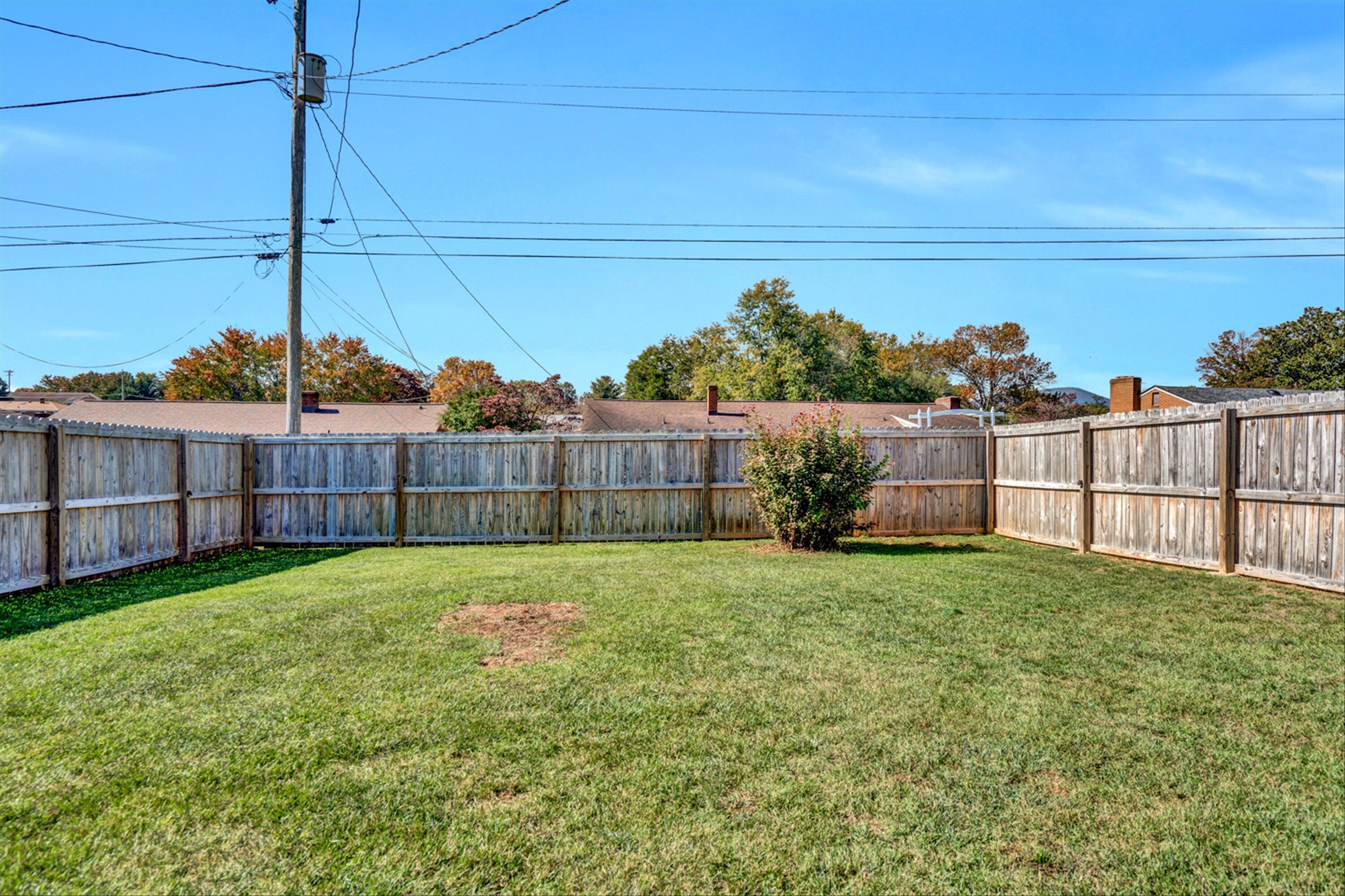 5734 Malvern Road Roanoke, VA 24012 - Photo 34 of 37 34-DSC5424