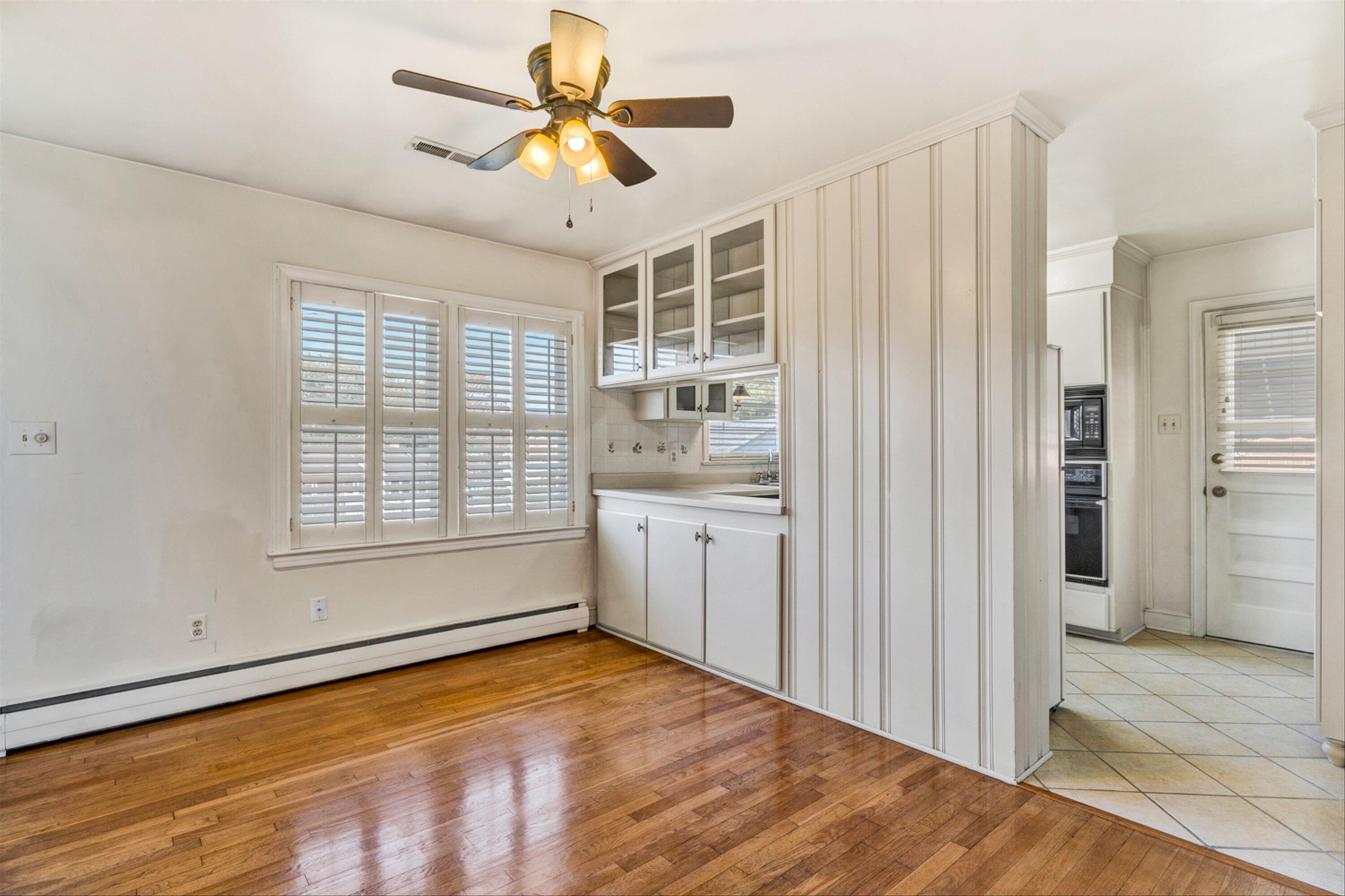 5734 Malvern Road Roanoke, VA 24012 - Photo 5 of 37 05-DSC5328