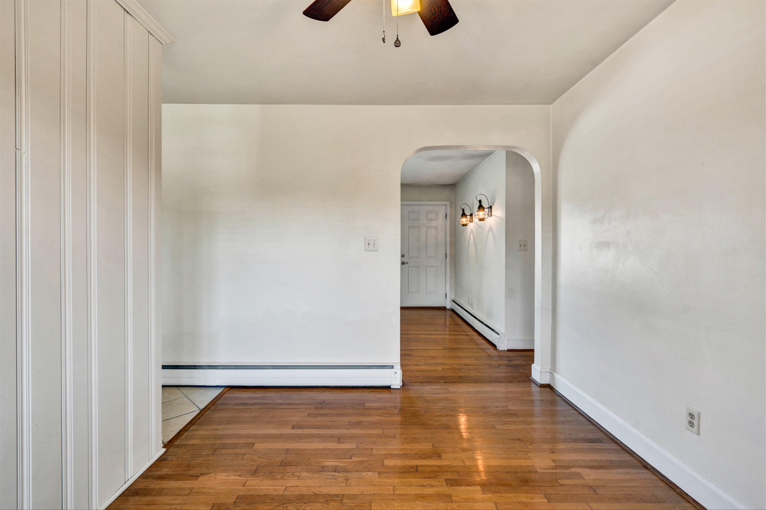 5734 Malvern Road Roanoke, VA 24012 - Photo 7 of 37 07-DSC5334