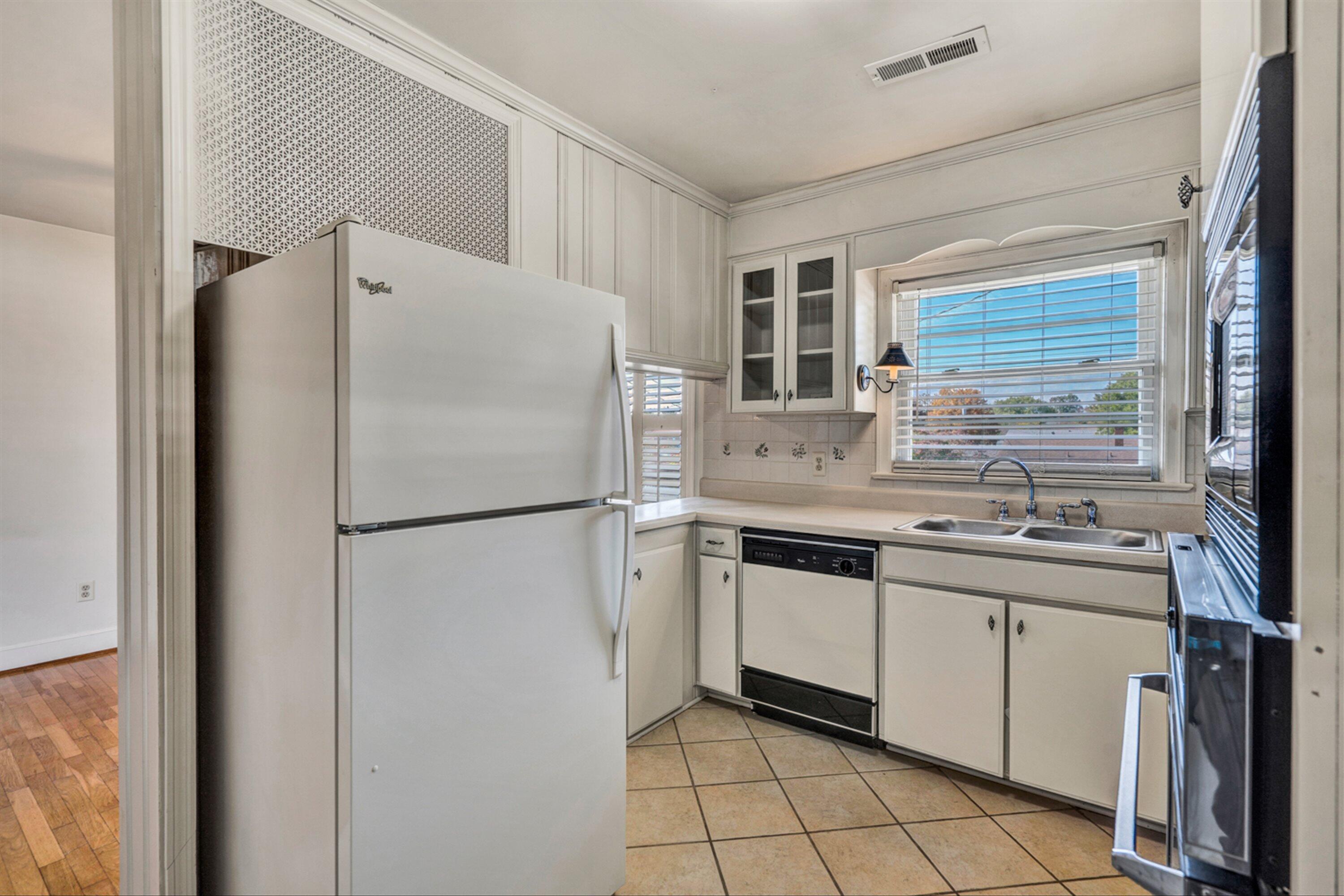 5734 Malvern Road Roanoke, VA 24012 - Photo 8 of 37 08-DSC5337