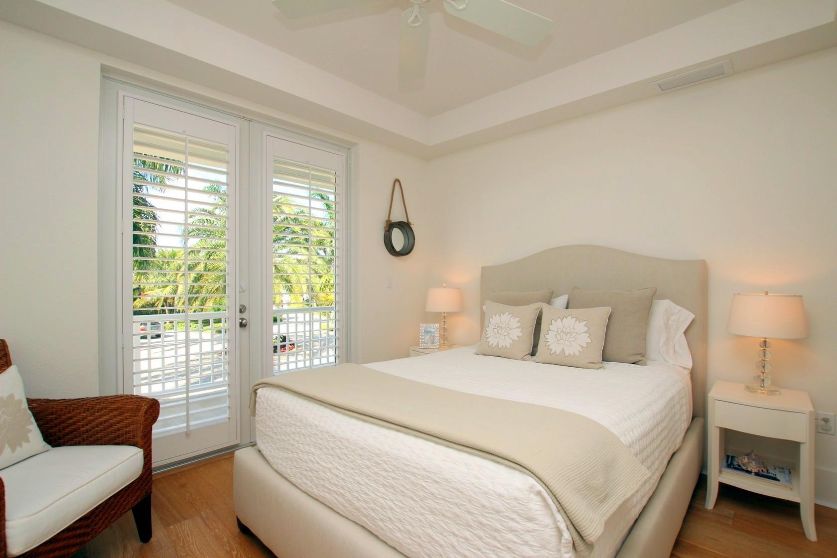 100 La Paloma Road Key Largo, FL 33037 - Photo 18 of 66 Guest Bedroom