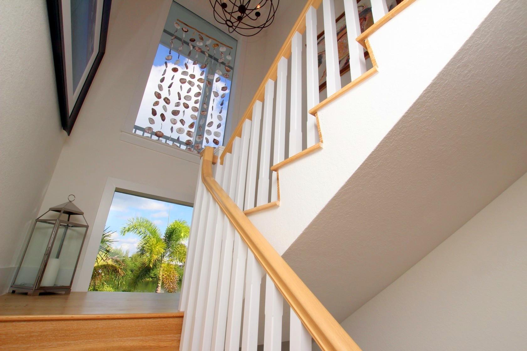 100 La Paloma Road Key Largo, FL 33037 - Photo 24 of 66 Stairs to Master Suite
