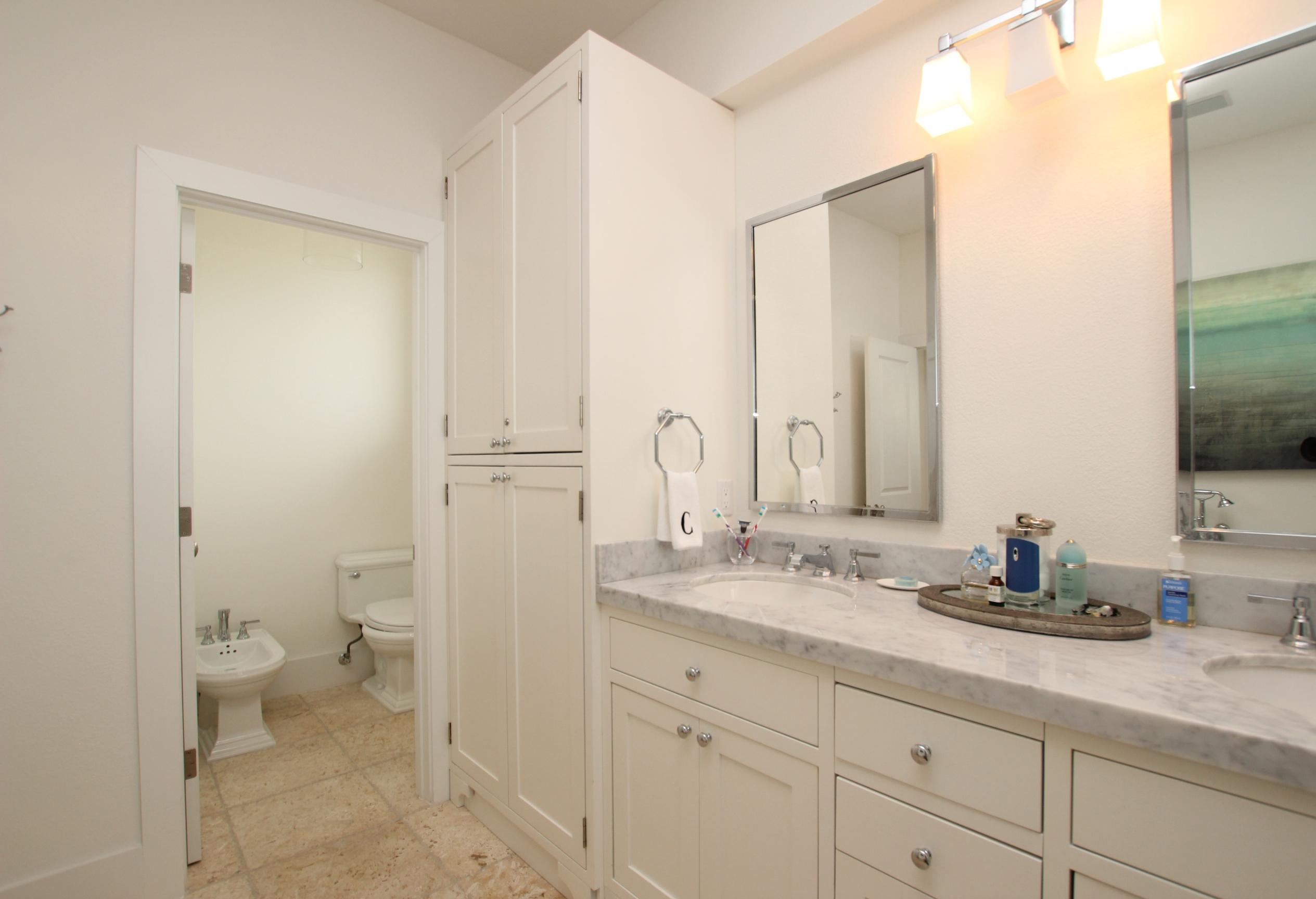 100 La Paloma Road Key Largo, FL 33037 - Photo 30 of 66 Master Bathroom