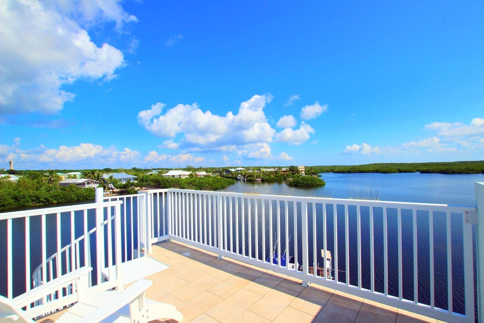 100 La Paloma Road Key Largo, FL 33037 - Photo 36 of 66 Roof Top Deck