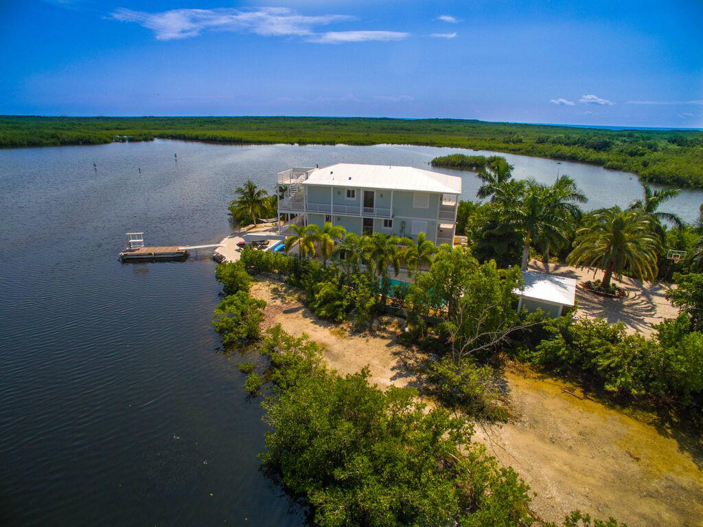 100 La Paloma Road Key Largo, FL 33037 - Photo 57 of 66 West View of House Aerial