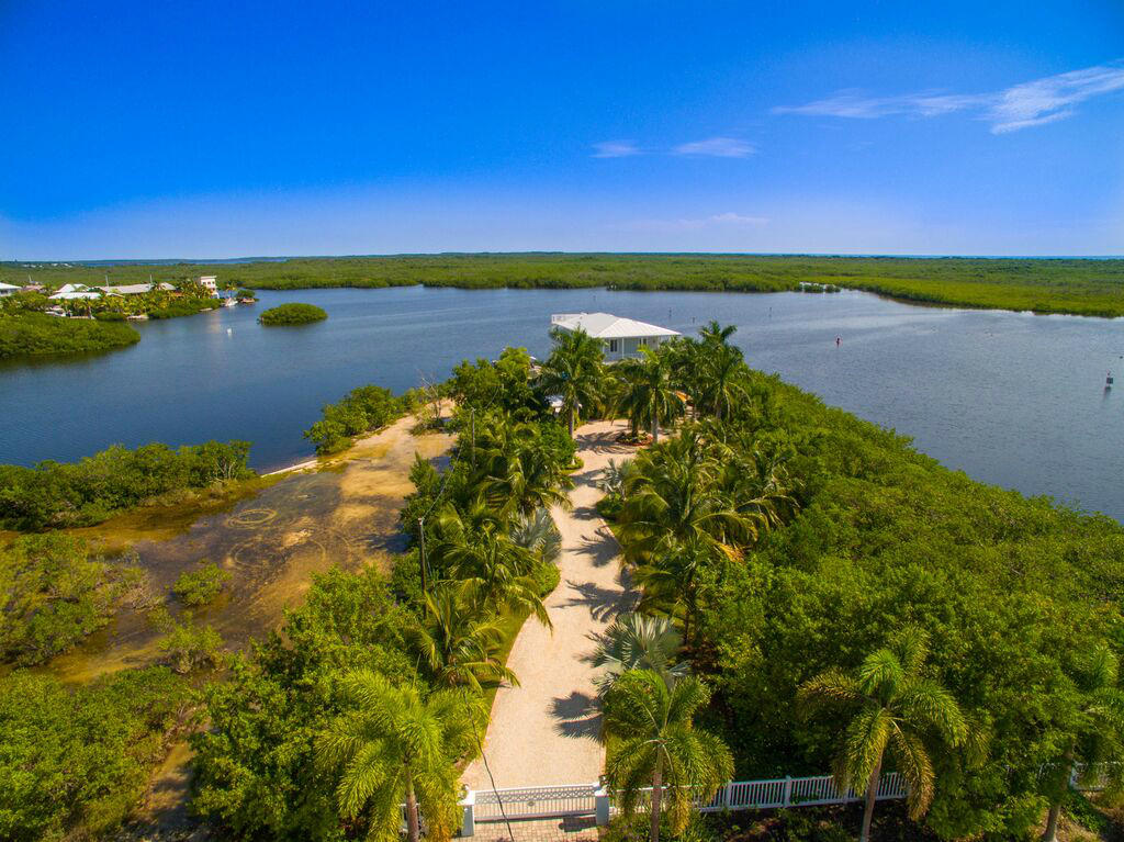 100 La Paloma Road Key Largo, FL 33037 - Photo 59 of 66 Aerial Driveway Photo
