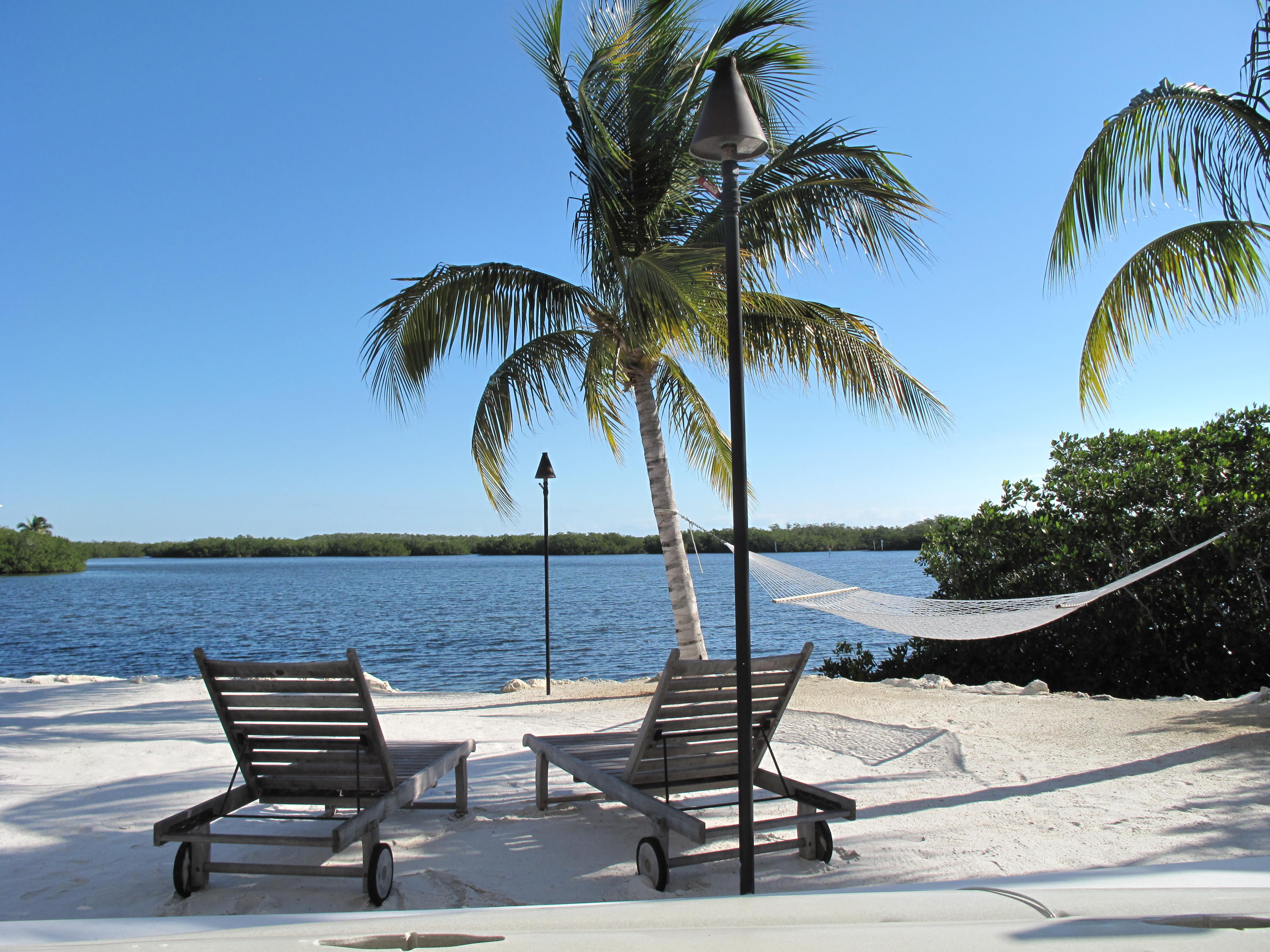 100 La Paloma Road Key Largo, FL 33037 - Photo 63 of 66 Relax