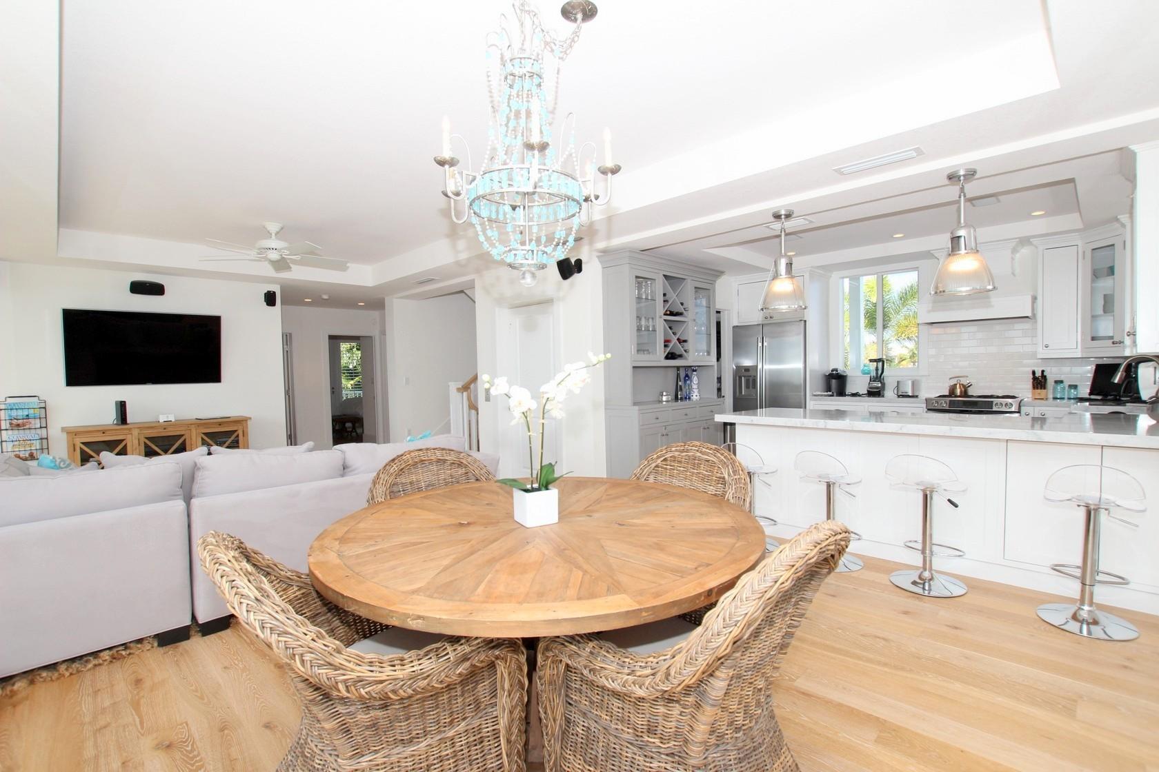 100 La Paloma Road Key Largo, FL 33037 - Photo 8 of 66 Living Kitchen Dining