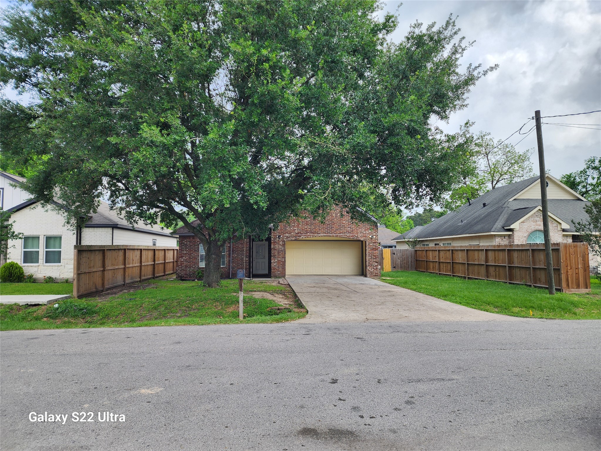 1926 Wavell Street Houston, TX 77088 - Photo 2 of 19