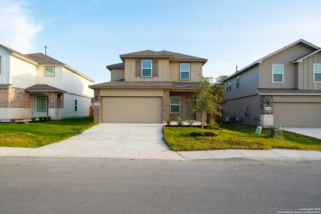 $2,500 | 14014 San Saba Falls, San Antonio, TX 78253