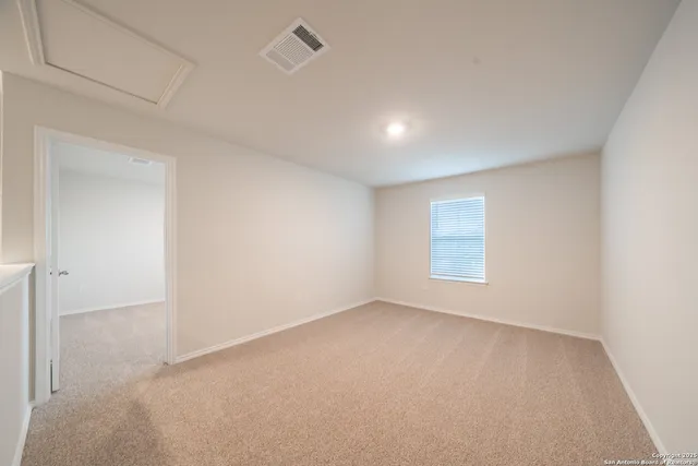 $2,500 | 14014 San Saba Falls, San Antonio, TX 78253