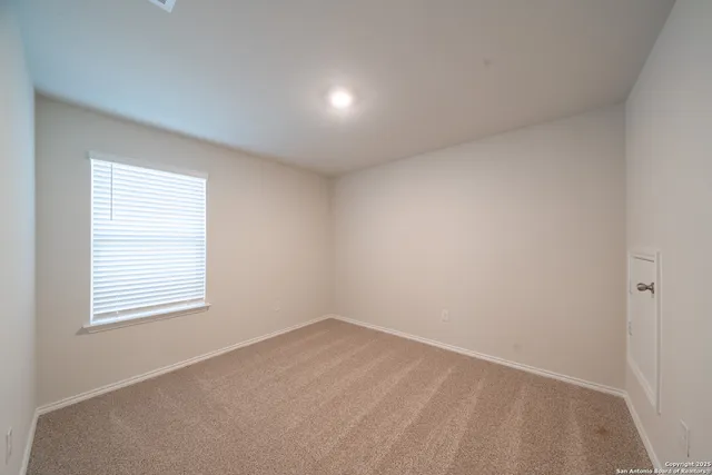 $2,500 | 14014 San Saba Falls, San Antonio, TX 78253