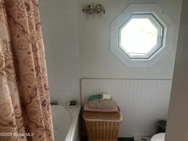 $144,000 | 1 Willard Street, Hoosick Falls, NY 12090