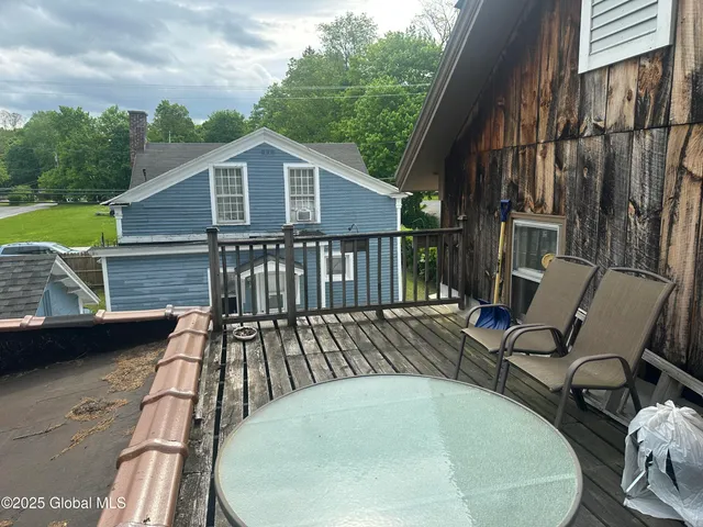 $144,000 | 1 Willard Street, Hoosick Falls, NY 12090