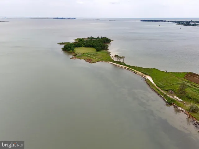 $975,000 | 2765 Hoopers Island Road, Fishing Creek, MD 21634