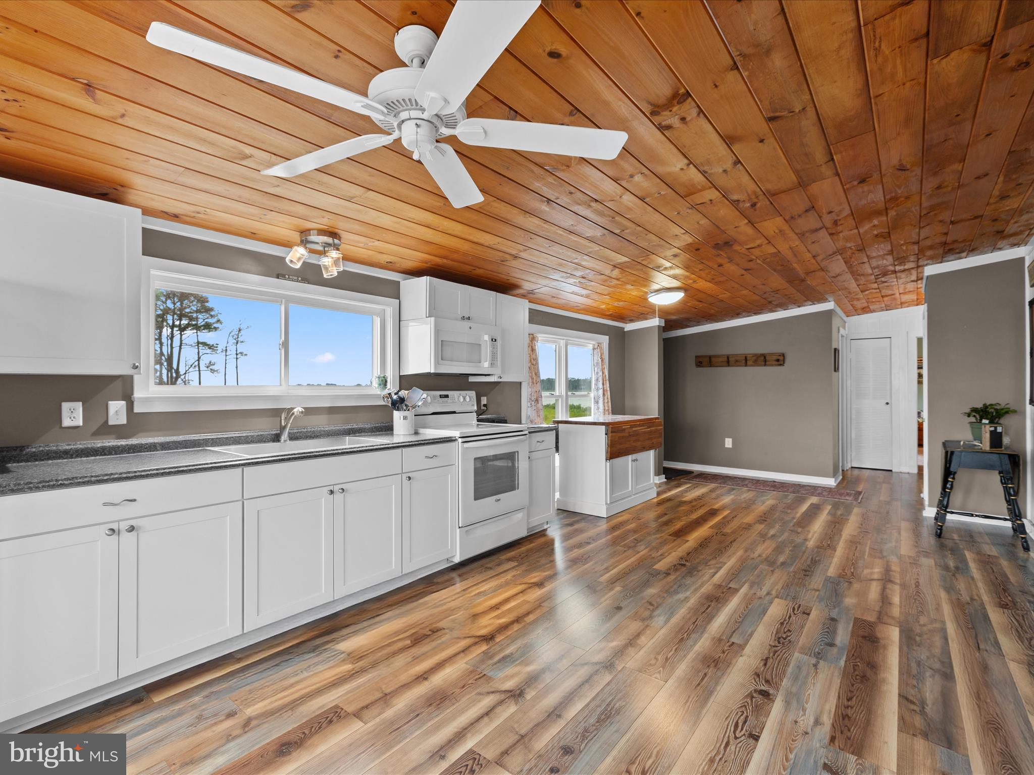 2765 Hoopers Island Road Fishing Creek, MD 21634 - Photo 18 of 111 Kitchen