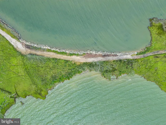 $975,000 | 2765 Hoopers Island Road, Fishing Creek, MD 21634