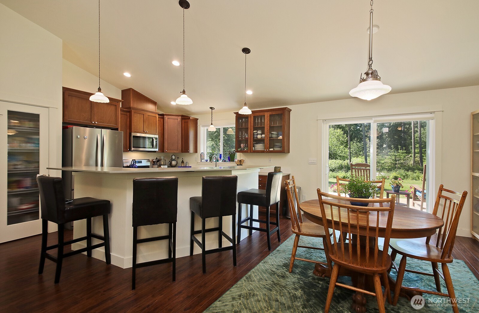 6545 Cultus Bay Road Clinton, WA 98236 - Photo 12 of 40