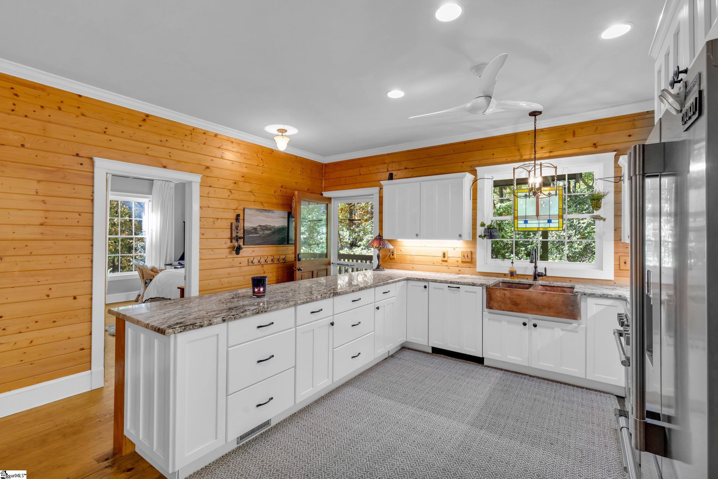 512 Cliff Ridge Drive Cleveland, SC 29635 - Photo 10 of 30