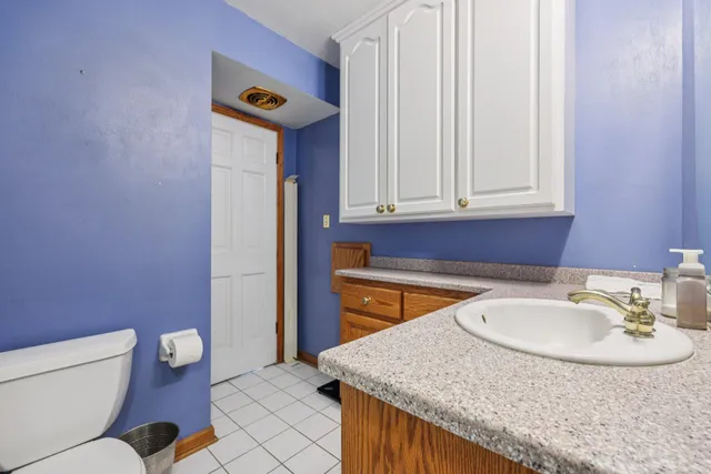 $439,900 | 200 North 165th Street, Brookfield, WI 53005