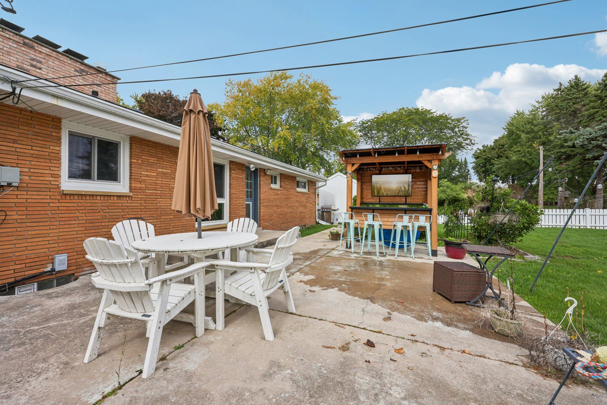 200 North 165th Street Brookfield, WI 53005 - Photo 31 of 35 43-web-or-mls-N 165th St-S1510-043