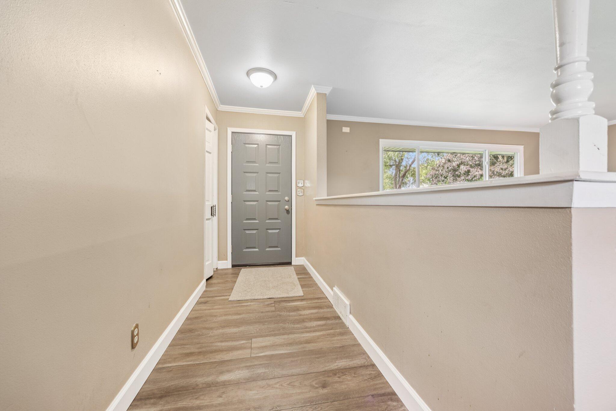 200 North 165th Street Brookfield, WI 53005 - Photo 4 of 35 6-web-or-mls-N 165th St-S1510-006