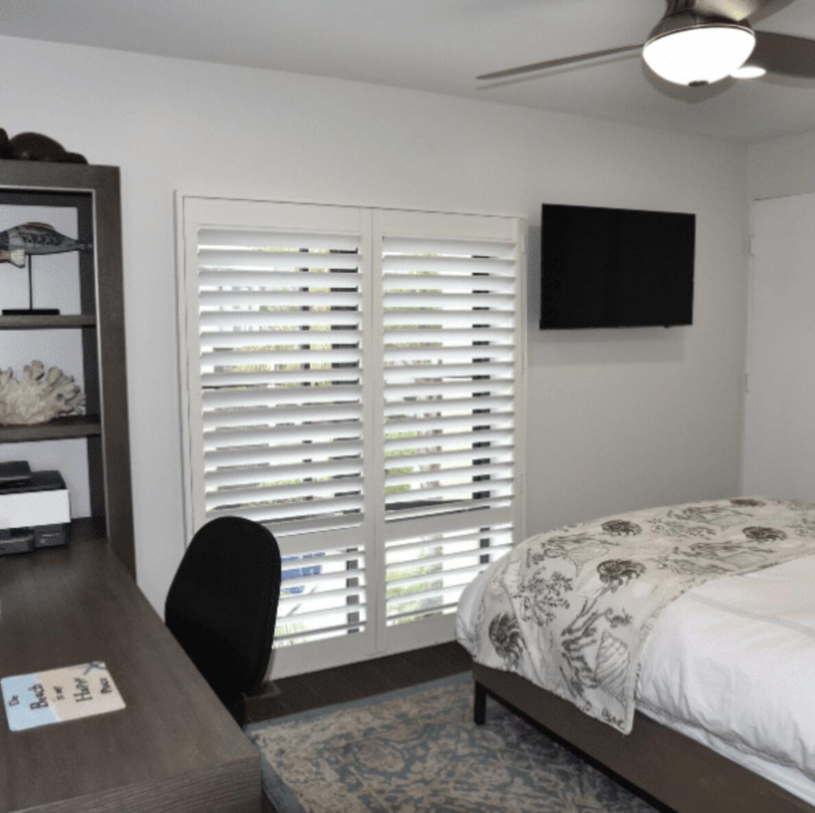 4885 Sandyland Road, Unit 2 Carpinteria, CA 93013 - Photo 19 of 38 Bedroom