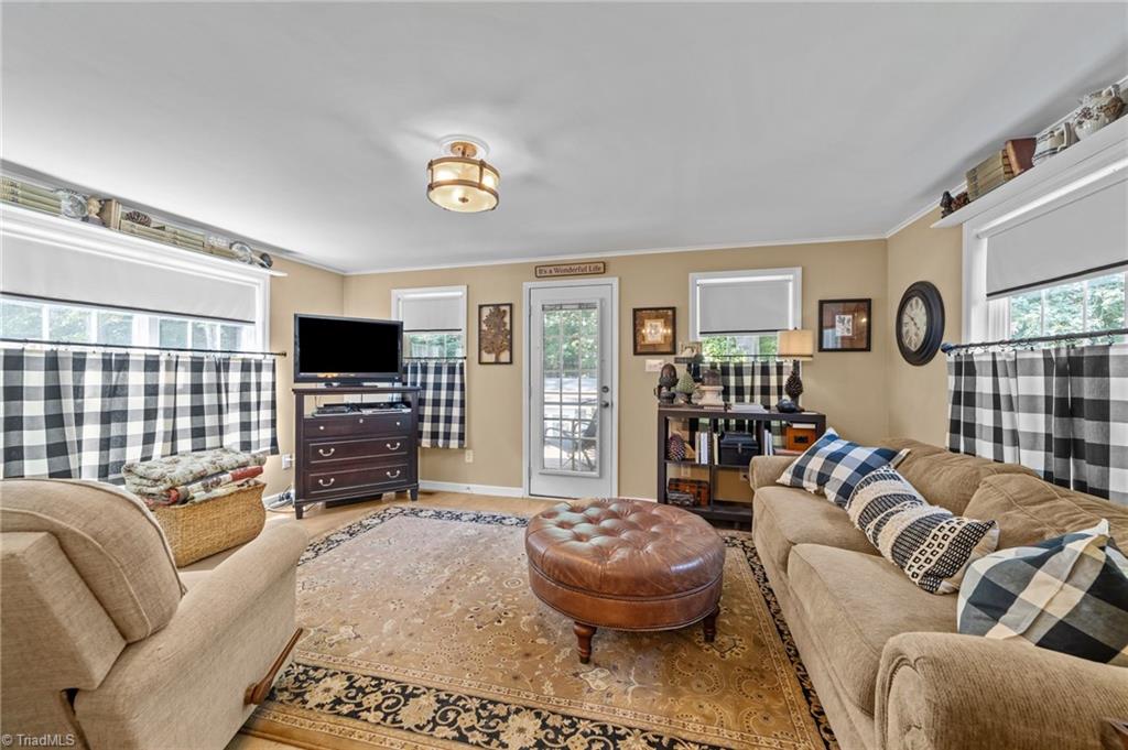 2425 Quaker Landing Road Greensboro, NC 27455 - Photo 19 of 50