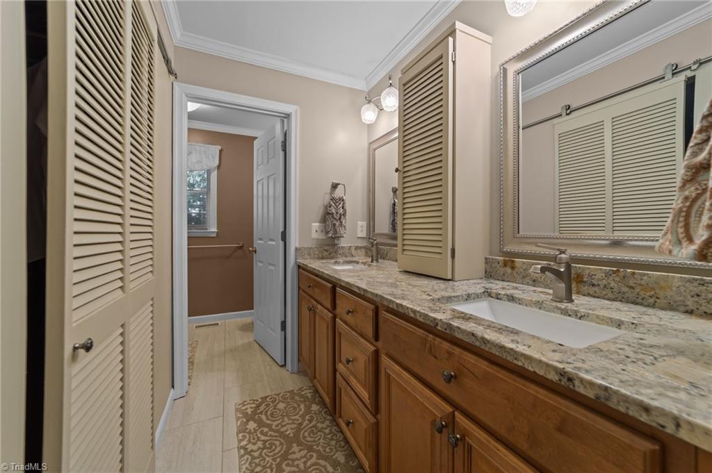 2425 Quaker Landing Road Greensboro, NC 27455 - Photo 22 of 50