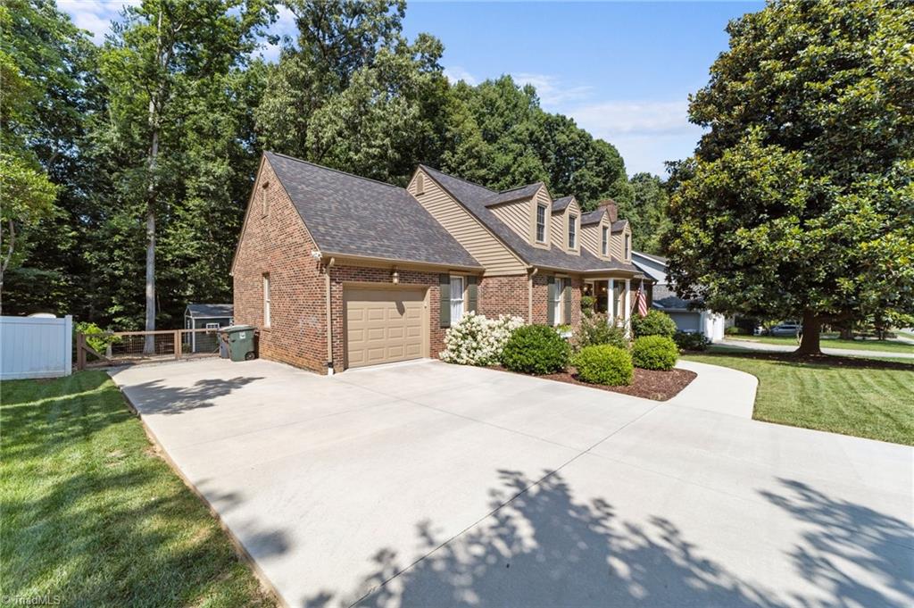 2425 Quaker Landing Road Greensboro, NC 27455 - Photo 37 of 50