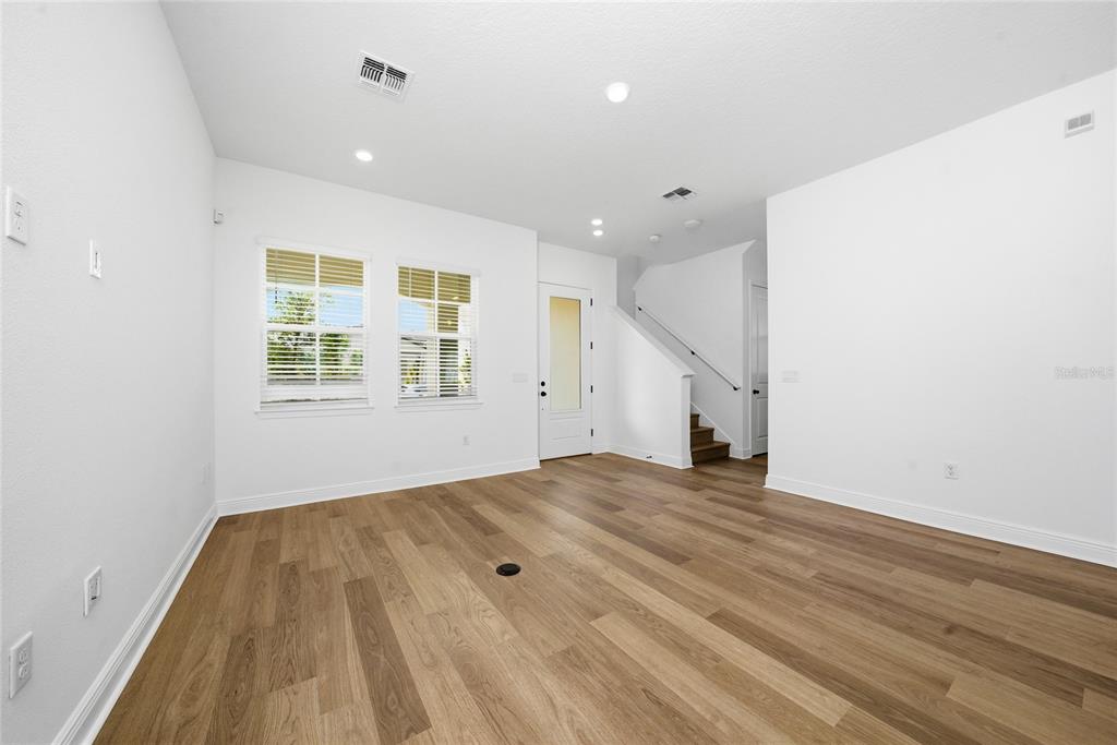 9877 Peebles Street Orlando, FL 32827 - Photo 8 of 37