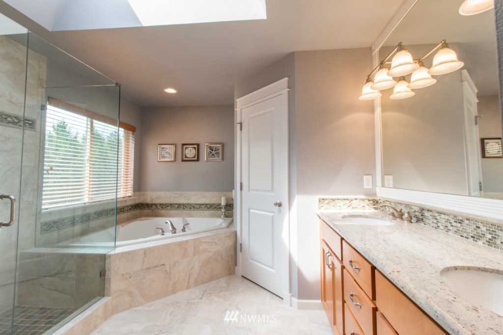 4124 220th Street Southeast Bothell, WA 98021 - Photo 15 of 25