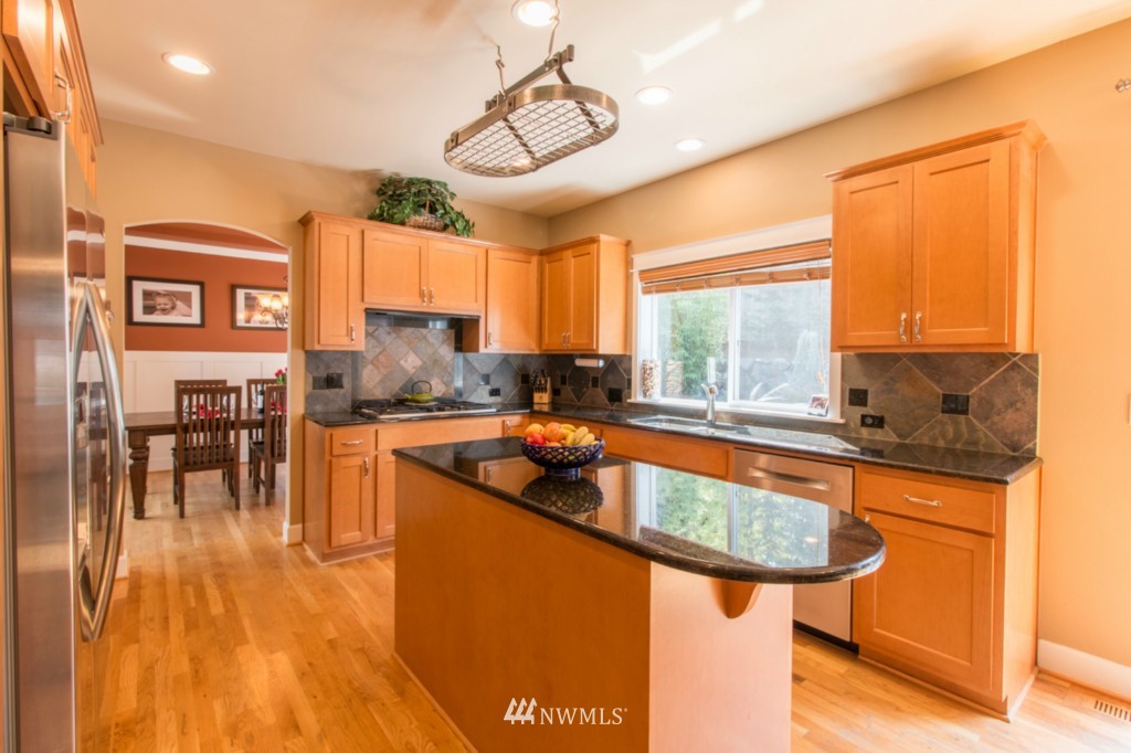 4124 220th Street Southeast Bothell, WA 98021 - Photo 8 of 25