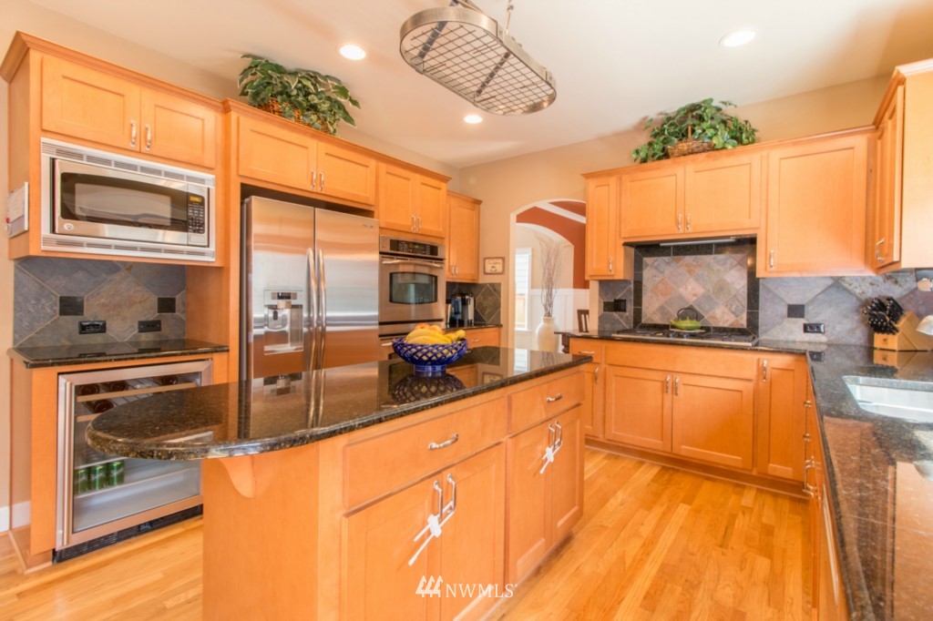 4124 220th Street Southeast Bothell, WA 98021 - Photo 9 of 25